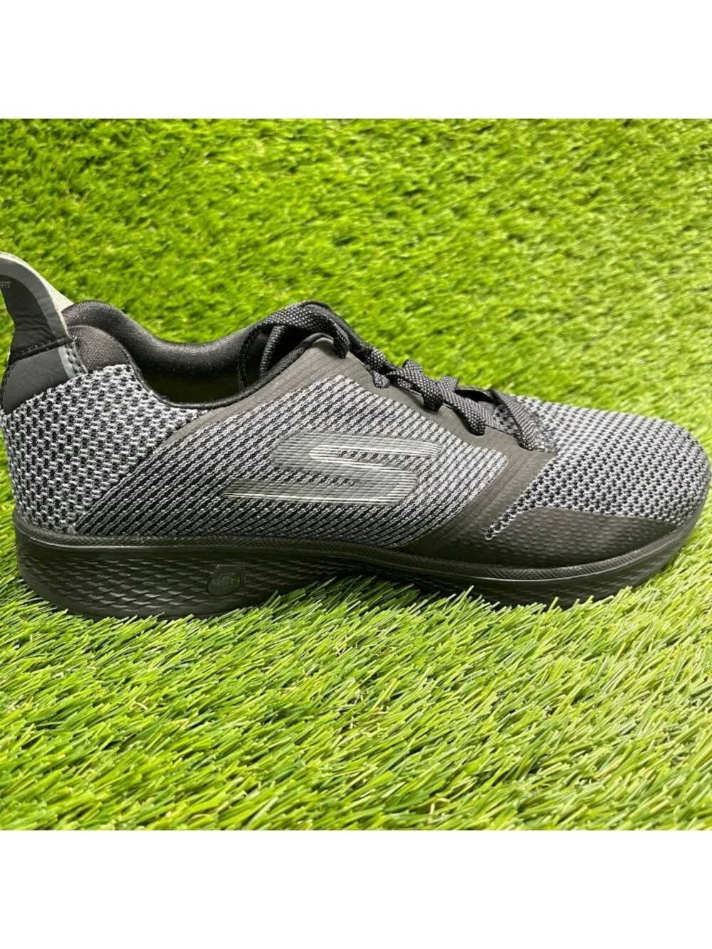 Skechers Go Walk 4 Womens Size 8.5 Black Gray Athletic Running Shoes Sneakers